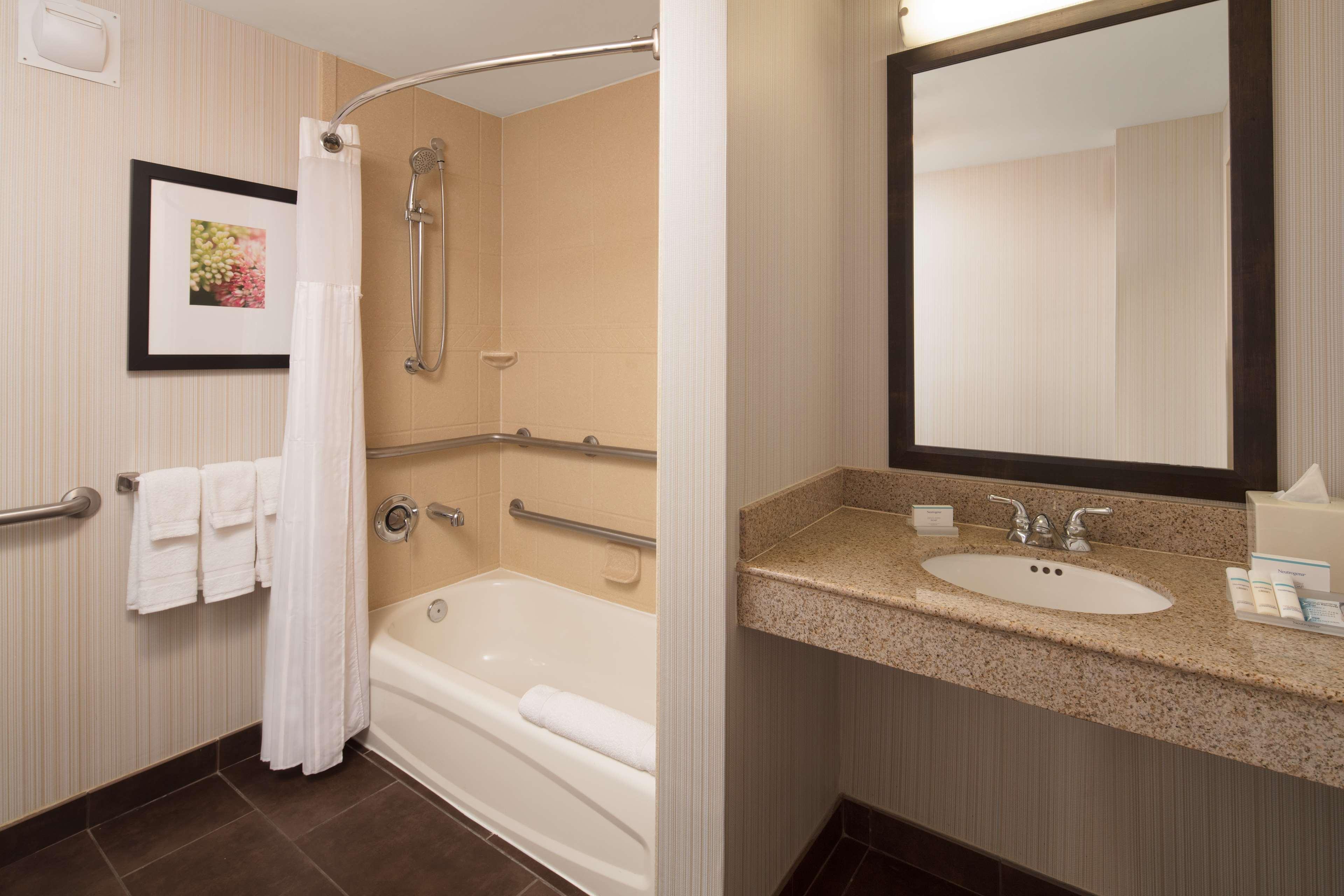 Hilton Garden Inn Boca Raton Exterior foto